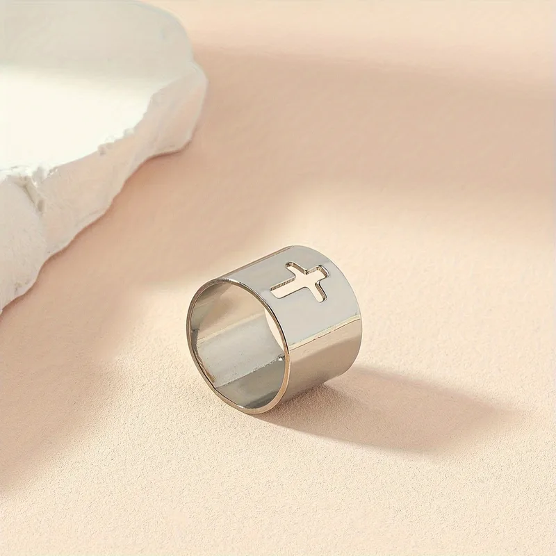 Gothic Cross Round Ring